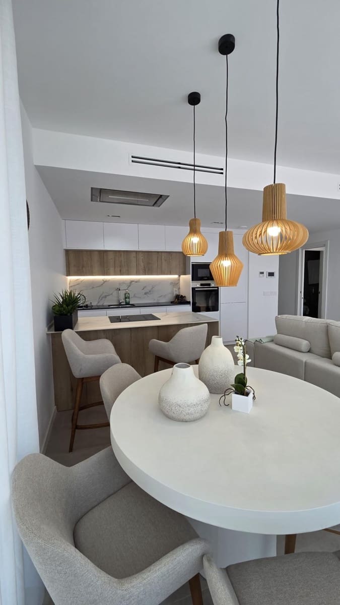 2 makuuhuone Huoneisto vuokrattavana paikassa Finestrat - 2 400 € (Ref: 9625926)