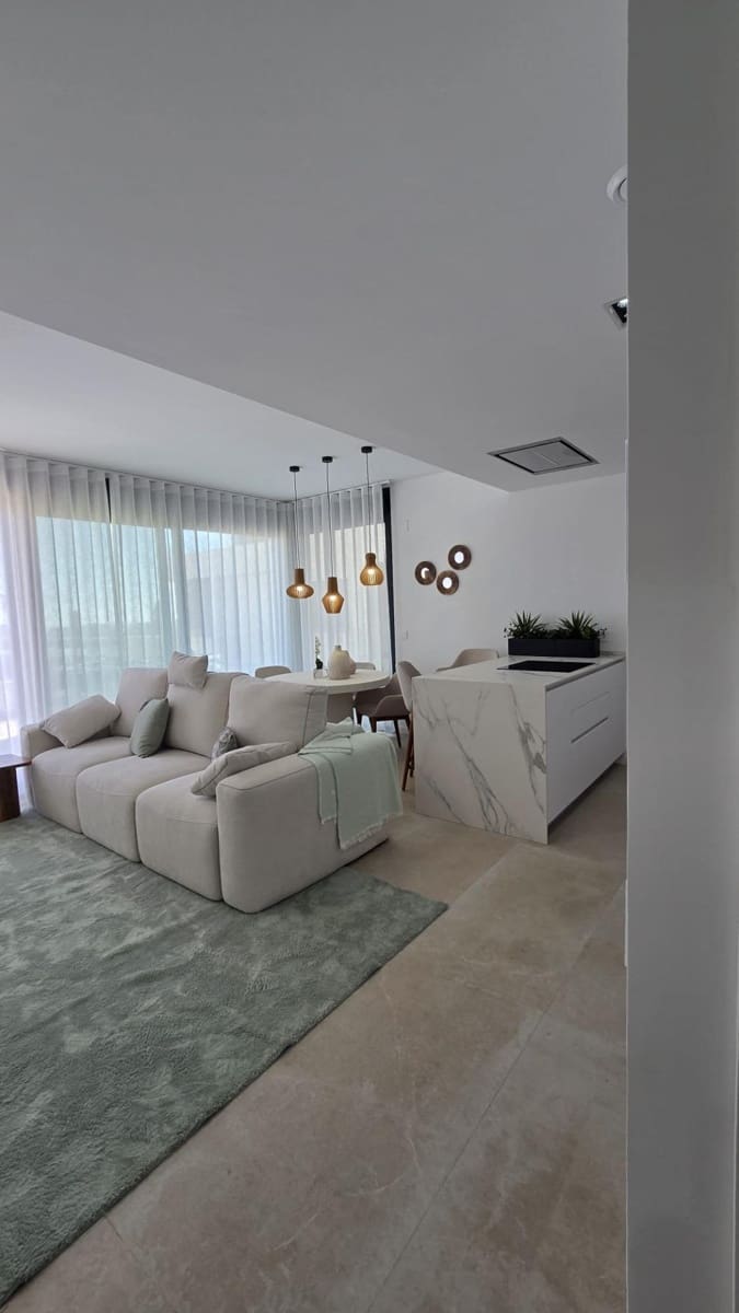 2 makuuhuone Huoneisto vuokrattavana paikassa Finestrat - 2 400 € (Ref: 9625926)