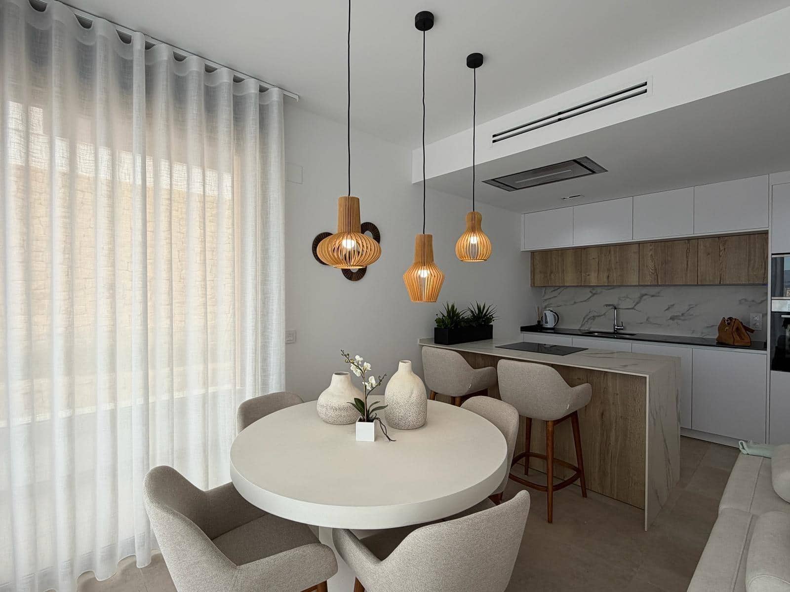 2 makuuhuone Huoneisto vuokrattavana paikassa Finestrat - 2 400 € (Ref: 9625926)