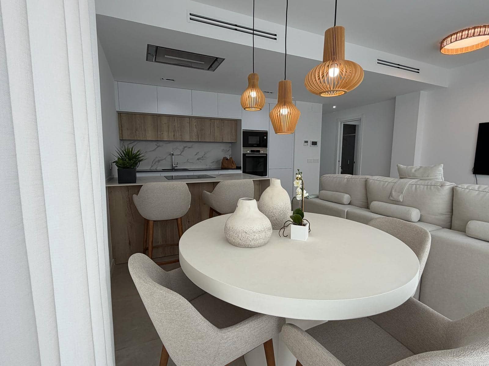 2 makuuhuone Huoneisto vuokrattavana paikassa Finestrat - 2 400 € (Ref: 9625926)