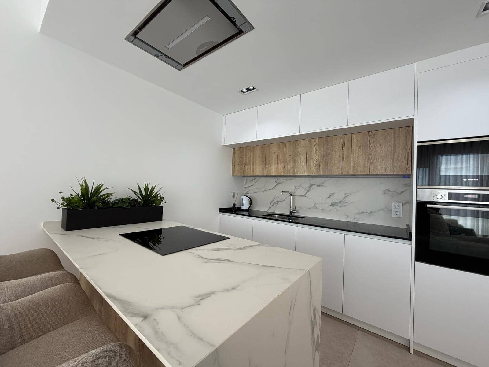 2 makuuhuone Huoneisto vuokrattavana paikassa Finestrat - 2 400 € (Ref: 9625926)