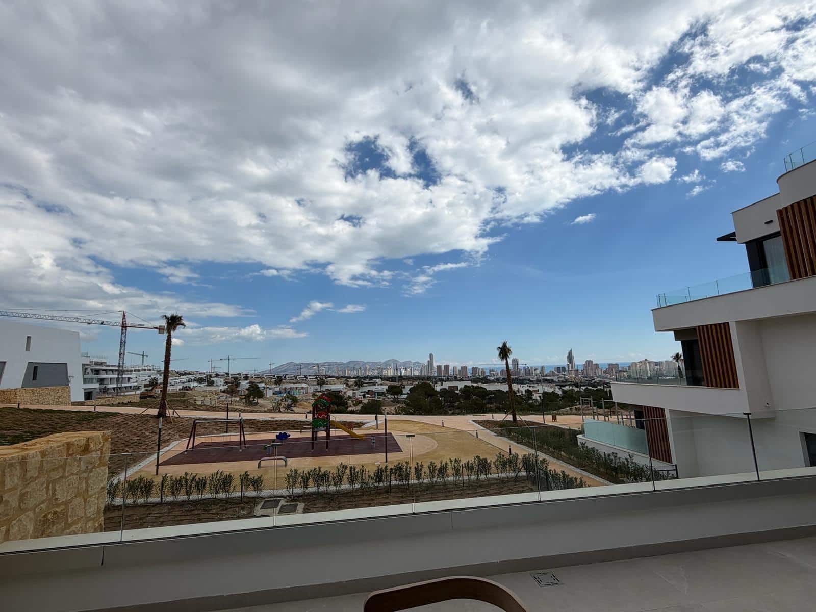 2 makuuhuone Huoneisto vuokrattavana paikassa Finestrat - 2 400 € (Ref: 9625926)