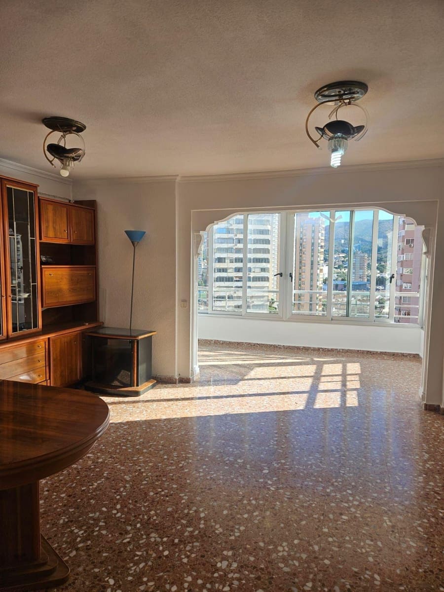 3 sypialnia Apartament na sprzedaż w Benidorm z basenem garażem - 275 000 € (Ref: 9720206)