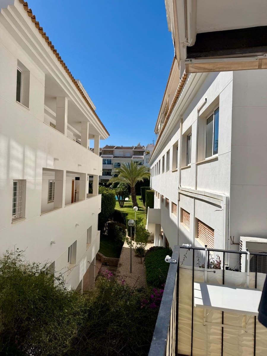 2 bedroom Apartment for sale in Altea - € 265,000 (Ref: 9721913)