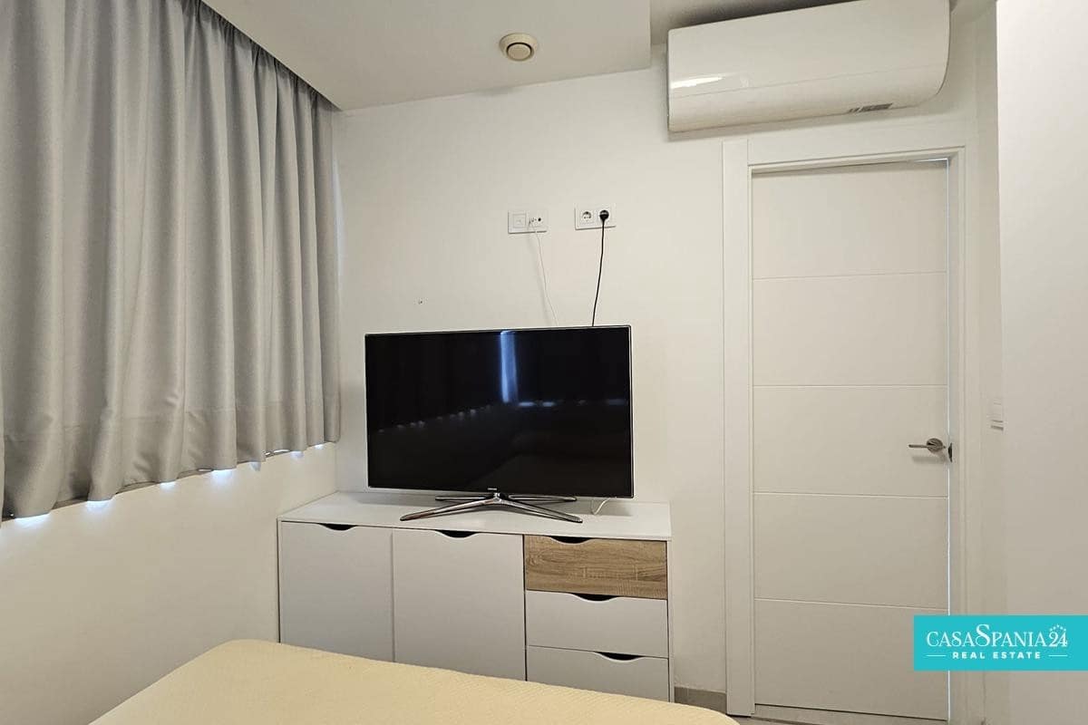 2 bedroom Apartment for sale in Finestrat with pool - € 299,000 (Ref: 9787611)