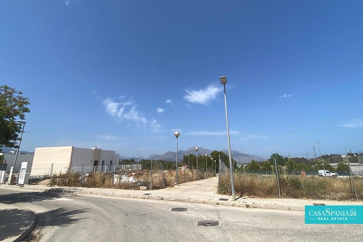 Terrain à Bâtir à vendre à Polop - 136 500 € (Ref: 9787612)