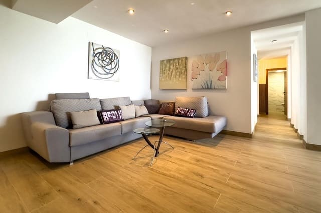 5 bedroom Villa for sale in Calpe / Calp with pool garage - € 1,250,000 (Ref: 9787615)