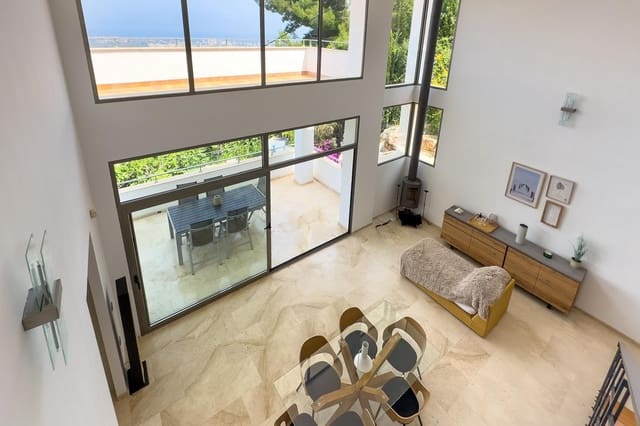 5 bedroom Villa for sale in Calpe / Calp with pool garage - € 1,250,000 (Ref: 9787615)