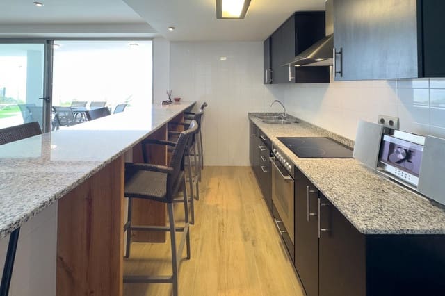 5 bedroom Villa for sale in Calpe / Calp with pool garage - € 1,250,000 (Ref: 9787615)