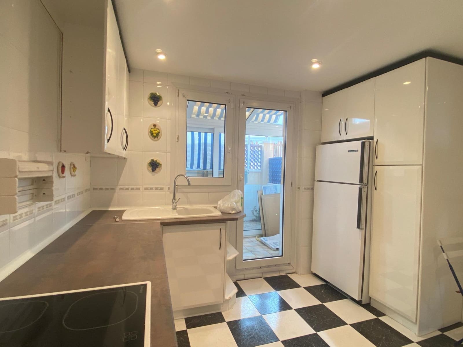 5 quarto Casa em Banda para venda em El Campello com piscina garagem - 776 000 € (Ref: 9787627)