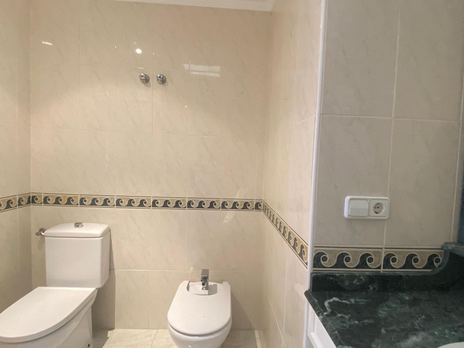 5 quarto Casa em Banda para venda em El Campello com piscina garagem - 776 000 € (Ref: 9787627)