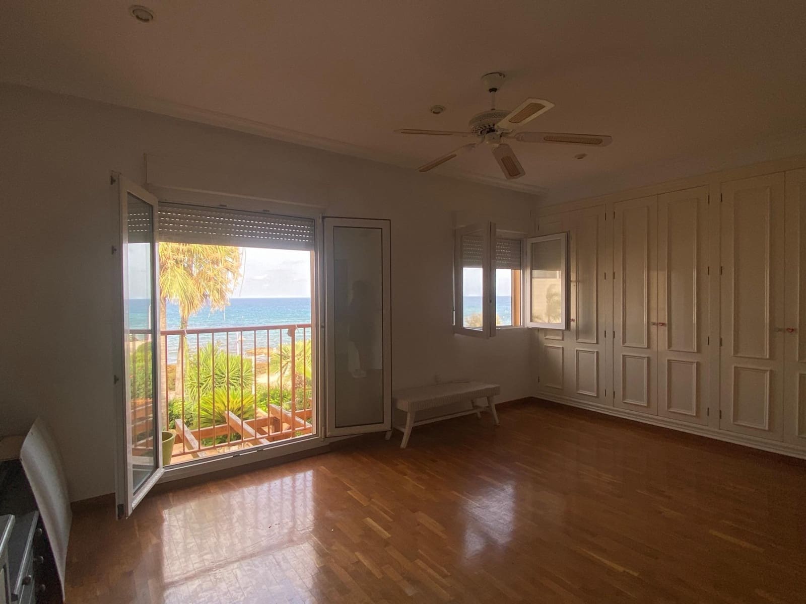 5 quarto Casa em Banda para venda em El Campello com piscina garagem - 776 000 € (Ref: 9787627)