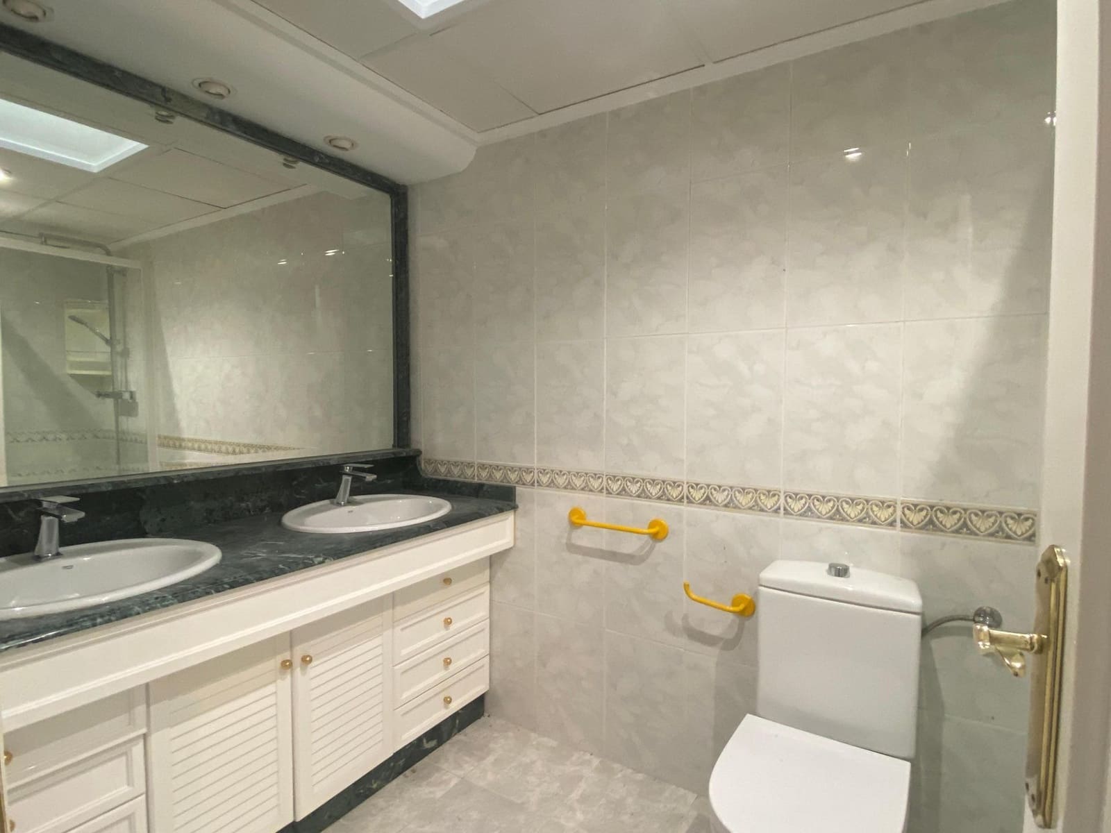 5 quarto Casa em Banda para venda em El Campello com piscina garagem - 776 000 € (Ref: 9787627)