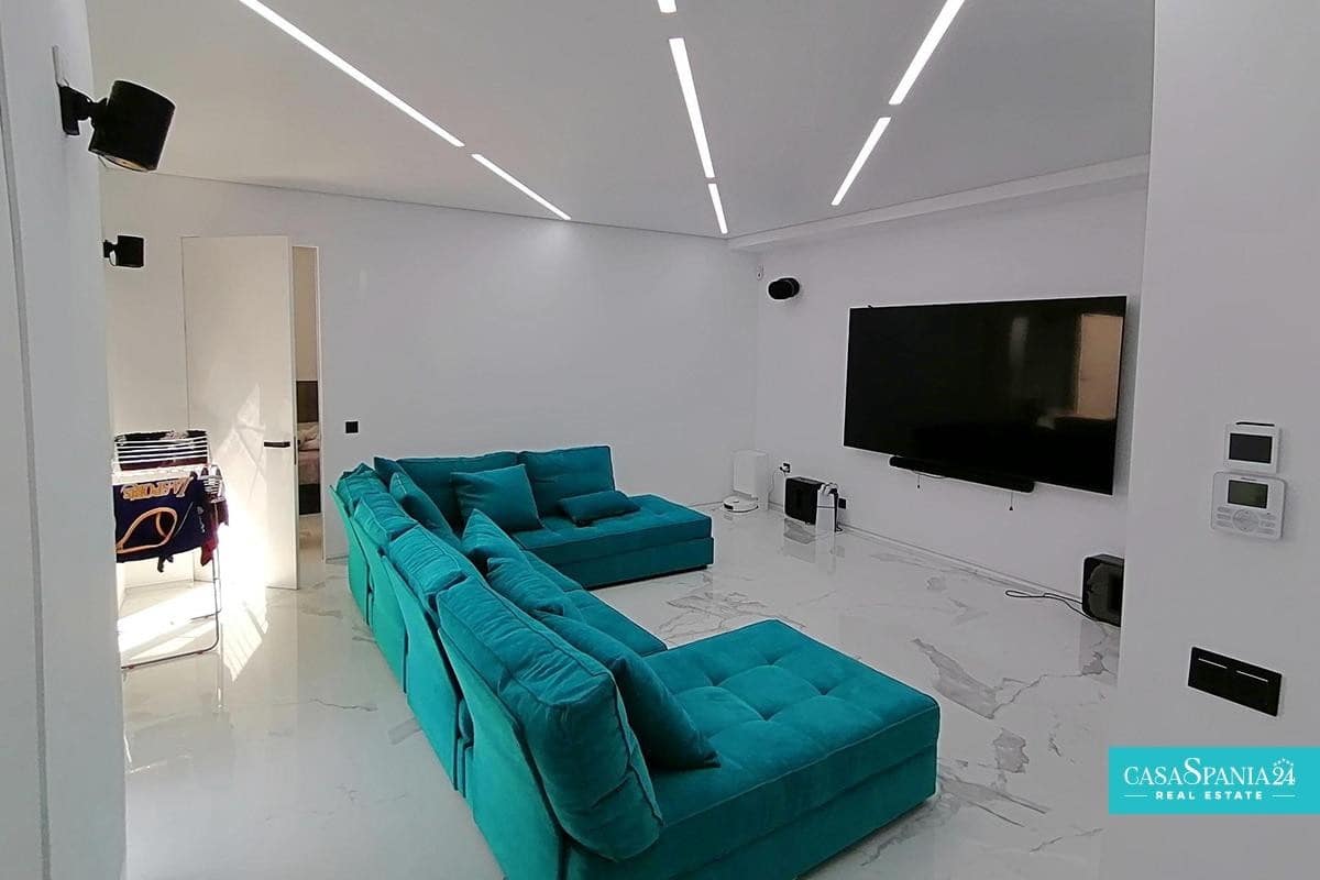 4 soverom Villa til salgs i Benidorm med svømmebasseng garasje - € 2 500 000 (Ref: 9787629)