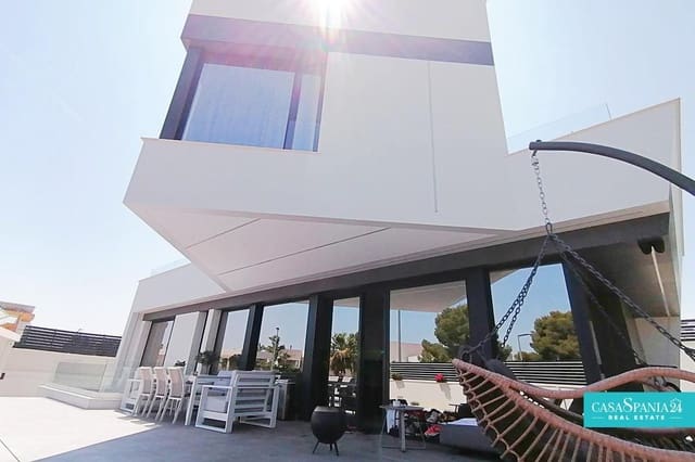 4 slaapkamer Villa te koop in Benidorm met zwembad garage - € 2.500.000 (Ref: 9787629)