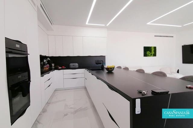 4 slaapkamer Villa te koop in Benidorm met zwembad garage - € 2.500.000 (Ref: 9787629)