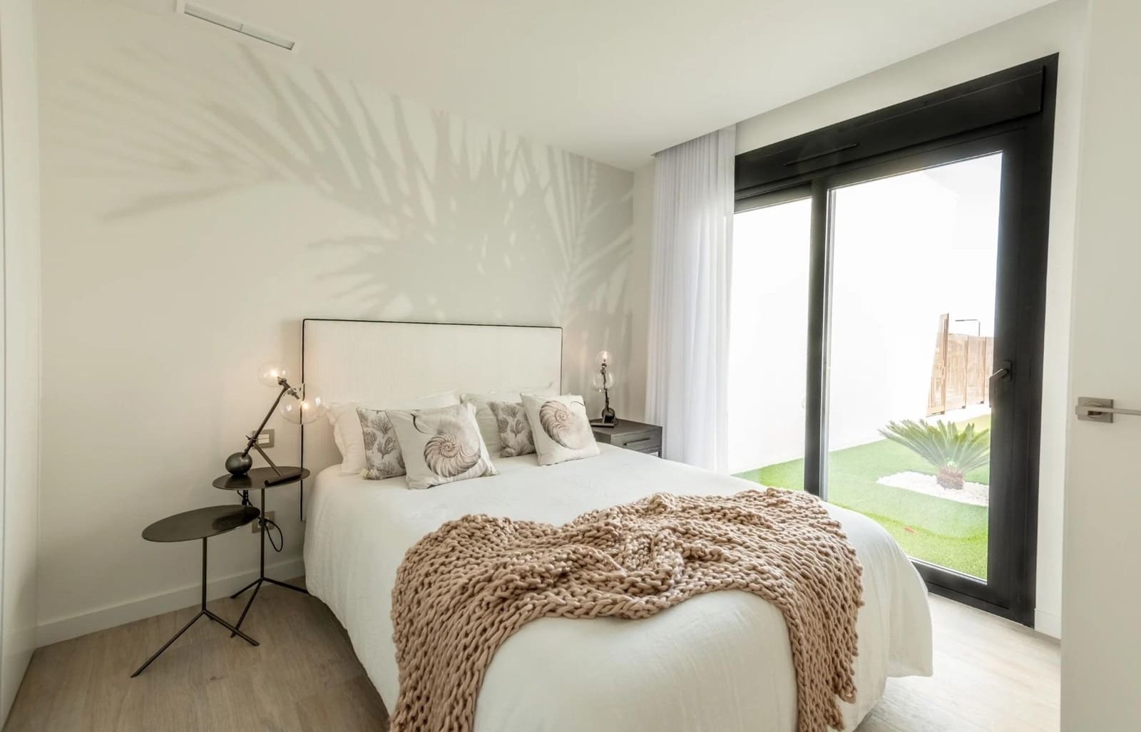 5 bedroom Villa for sale in Finestrat with garage - € 875,000 (Ref: 9787634)