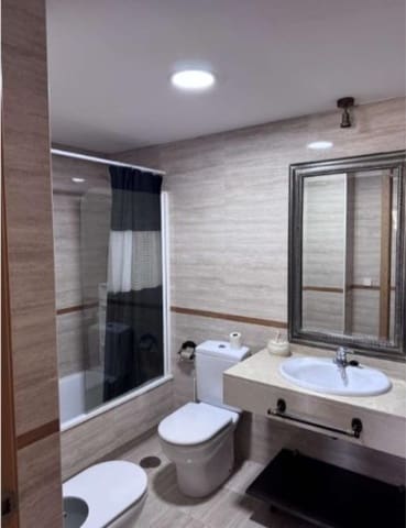 2 soverom Leilighet til salgs i Benidorm med svømmebasseng garasje - € 265 000 (Ref: 9787635)