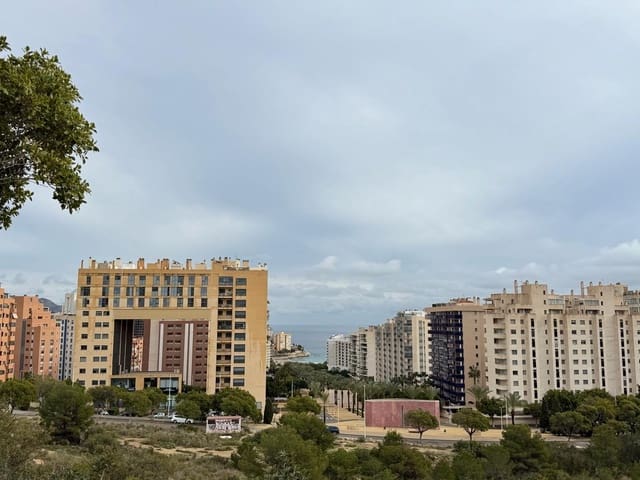 2 soverom Leilighet til salgs i Benidorm med svømmebasseng garasje - € 265 000 (Ref: 9787635)