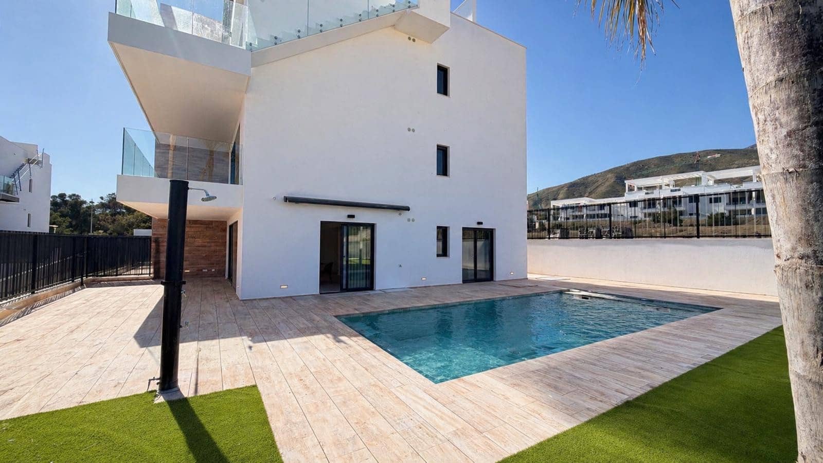 2 camera da letto Bungalow in vendita in Finestrat con piscina garage - 530.000 € (Rif: 9787637)