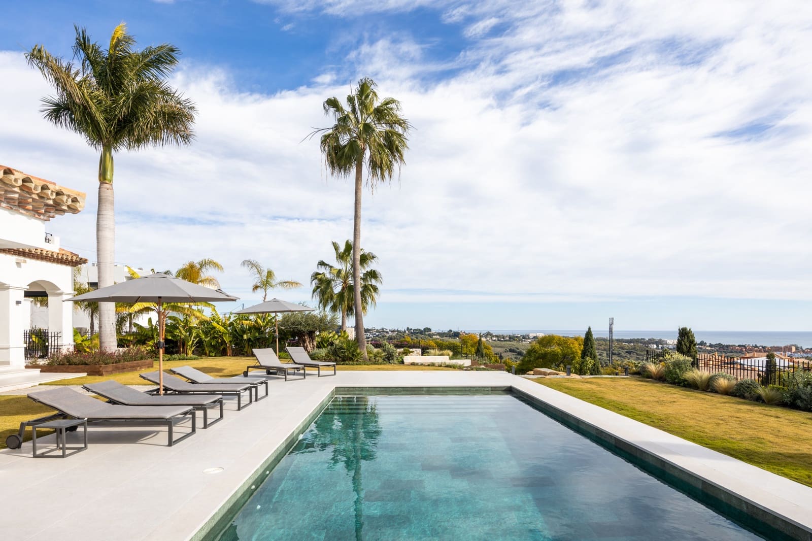 4 sovrum Villa till salu i Benahavis med pool garage - 6 795 000 € (Ref: 9787645)