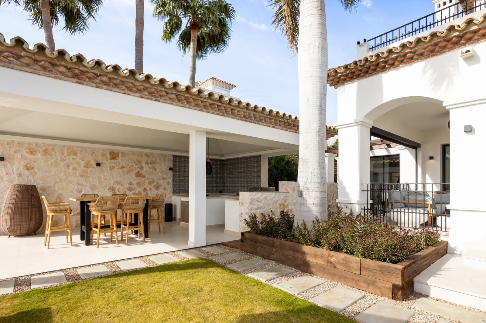 4 sovrum Villa till salu i Benahavis med pool garage - 6 795 000 € (Ref: 9787645)