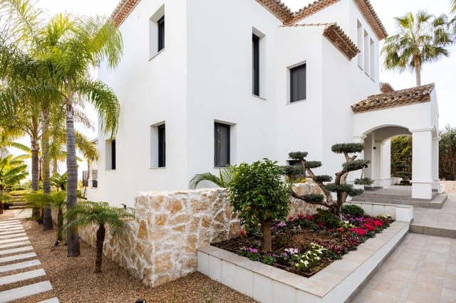 Chalet de 4 habitaciones en Benahavís en venta con piscina garaje - 6.795.000 € (Ref: 9787645)