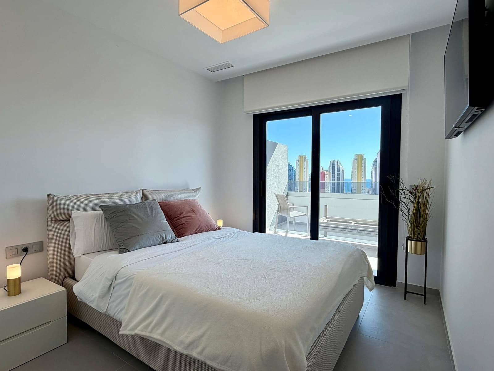 2 quarto Apartamento para venda em Benidorm com piscina garagem - 550 000 € (Ref: 9790017)