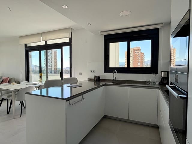 2 quarto Apartamento para venda em Benidorm com piscina garagem - 550 000 € (Ref: 9790017)