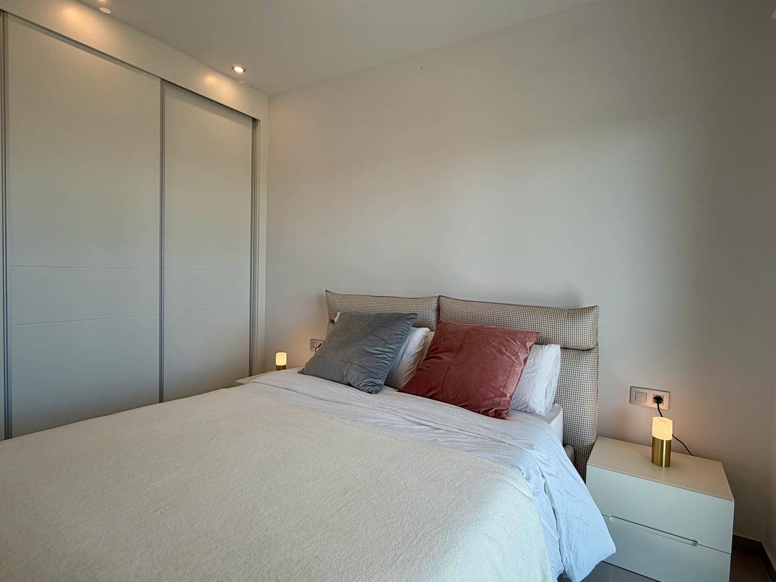 2 quarto Apartamento para venda em Benidorm com piscina garagem - 550 000 € (Ref: 9790017)