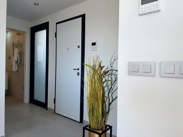 2 quarto Apartamento para venda em Benidorm com piscina garagem - 550 000 € (Ref: 9790017)