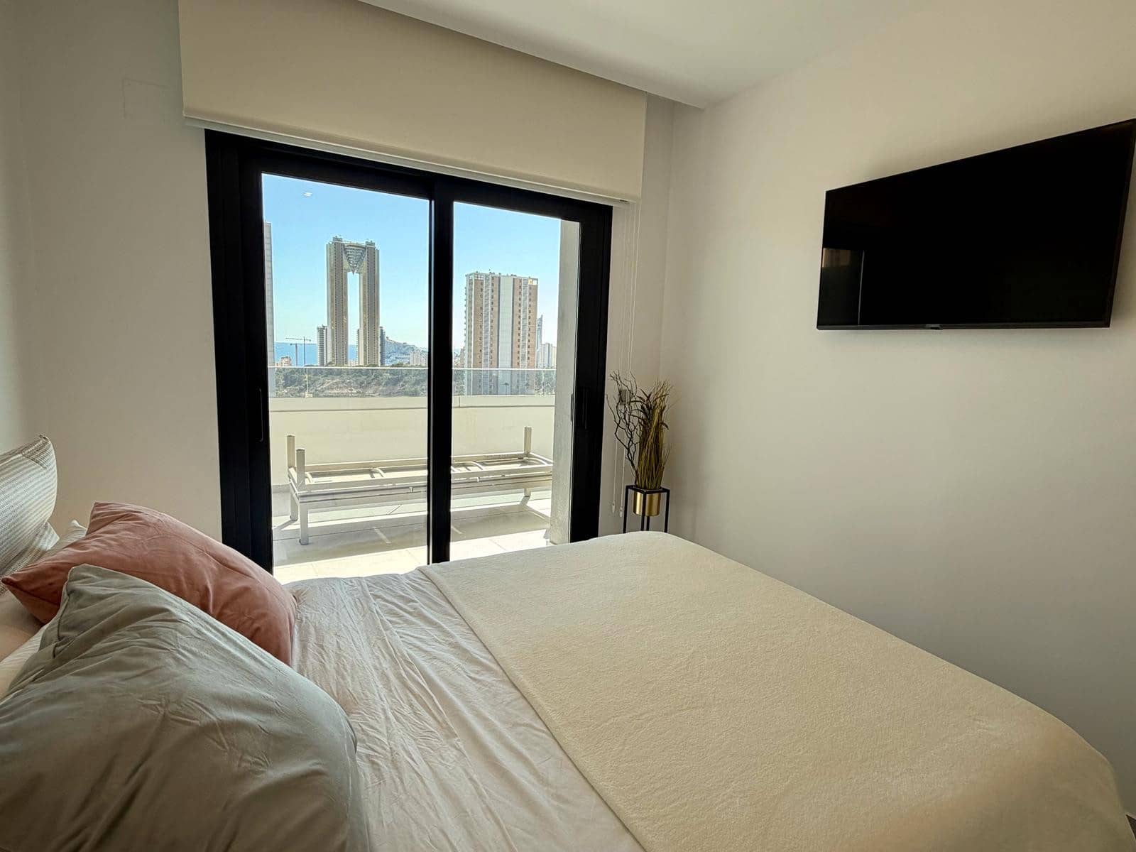 2 soveværelse Lejlighed til salg i Benidorm med swimmingpool garage - € 550.000 (Ref: 9790017)