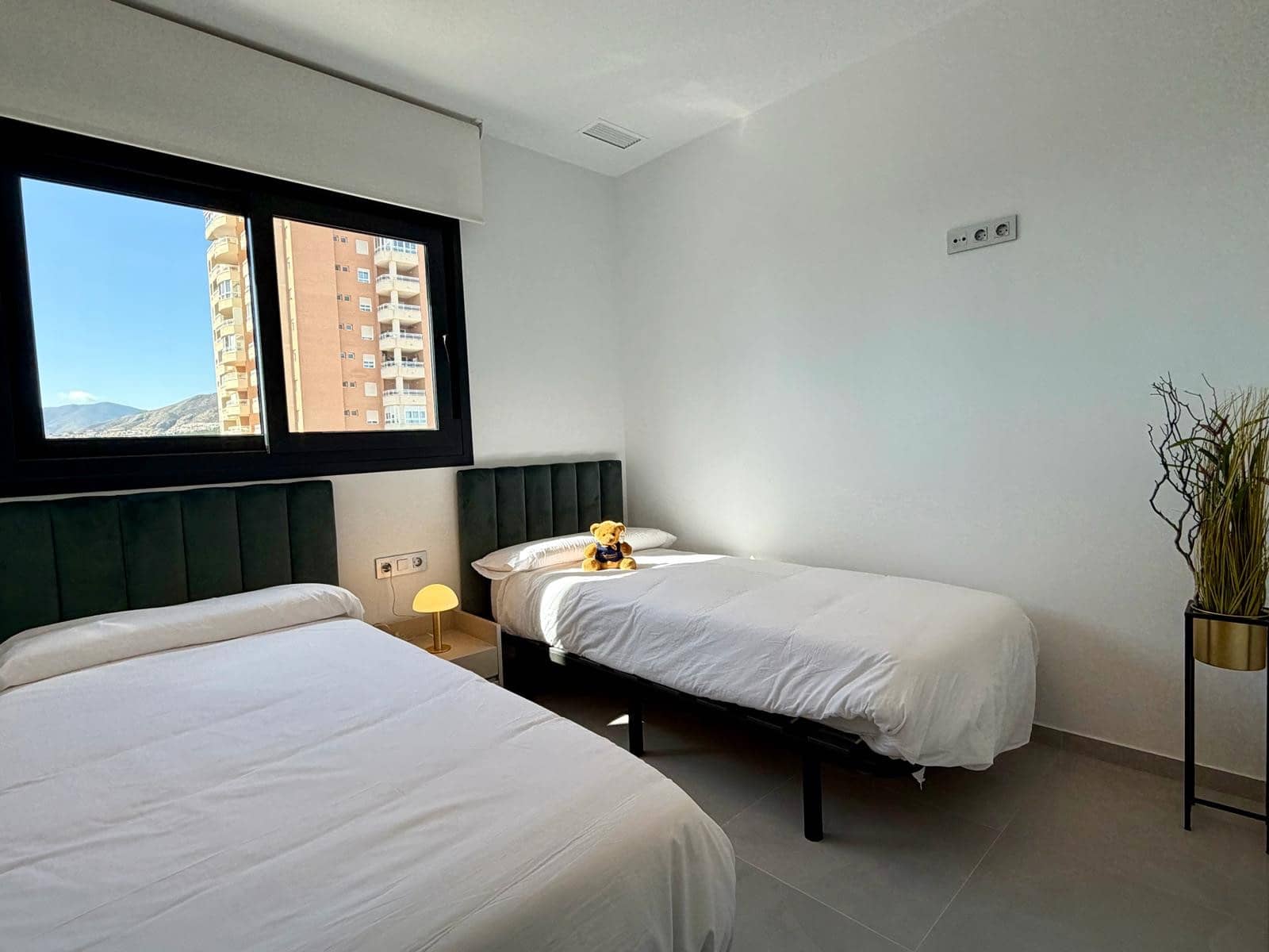 2 soveværelse Lejlighed til salg i Benidorm med swimmingpool garage - € 550.000 (Ref: 9790017)