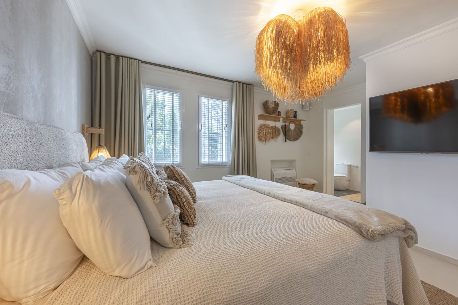 4 soveværelse Villa til salg i Nueva Andalucia med swimmingpool garage - € 2.495.000 (Ref: 9796902)