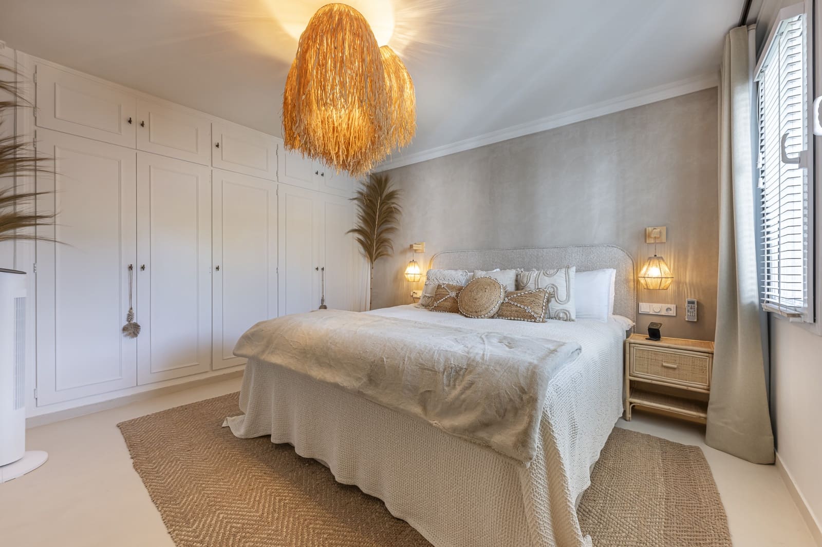 Chalet de 4 habitaciones en Nueva Andalucia en venta con piscina garaje - 2.495.000 € (Ref: 9796902)