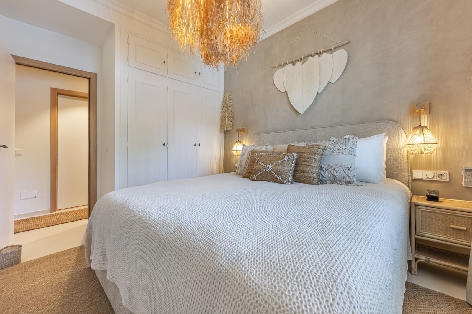 Chalet de 4 habitaciones en Nueva Andalucia en venta con piscina garaje - 2.495.000 € (Ref: 9796902)