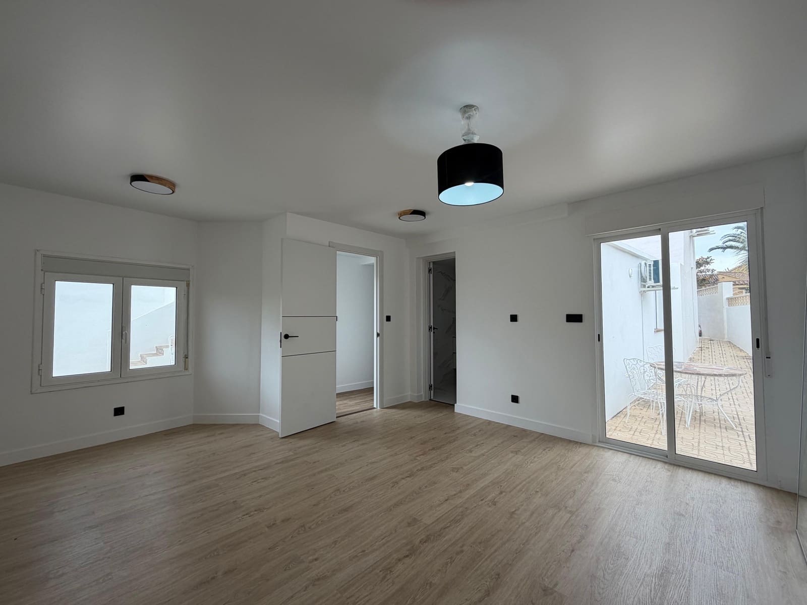 Chalet de 4 habitaciones en La Nucia en venta con piscina garaje - 410.000 € (Ref: 9812928)