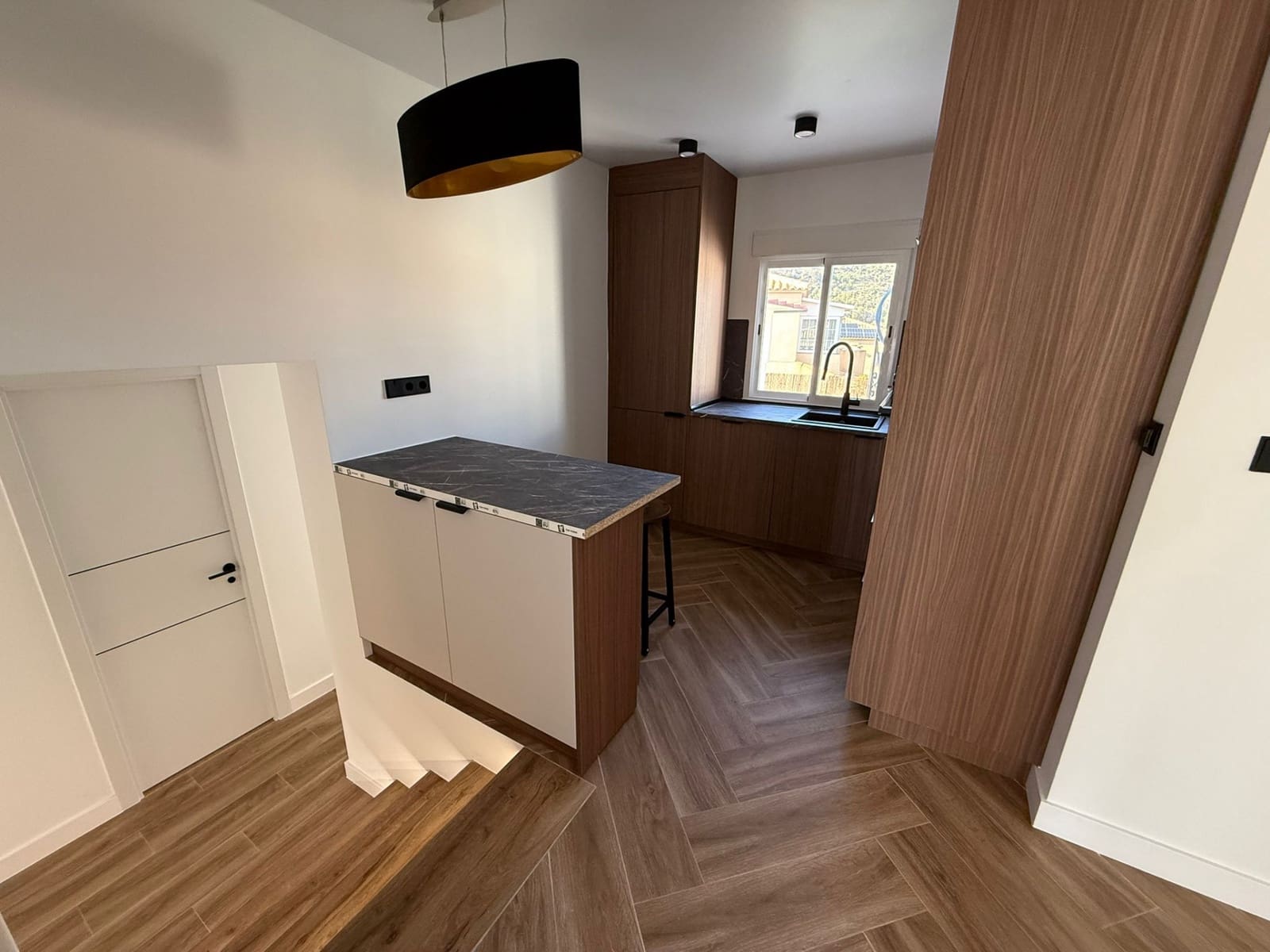 Chalet de 4 habitaciones en La Nucia en venta con piscina garaje - 410.000 € (Ref: 9812928)