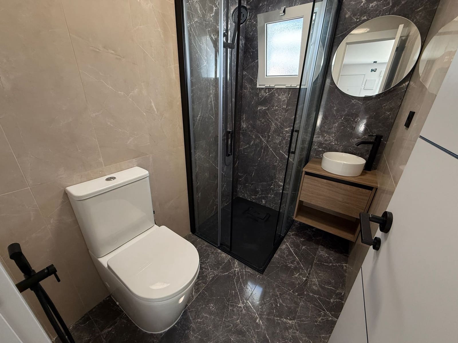 Chalet de 4 habitaciones en La Nucia en venta con piscina garaje - 410.000 € (Ref: 9812928)