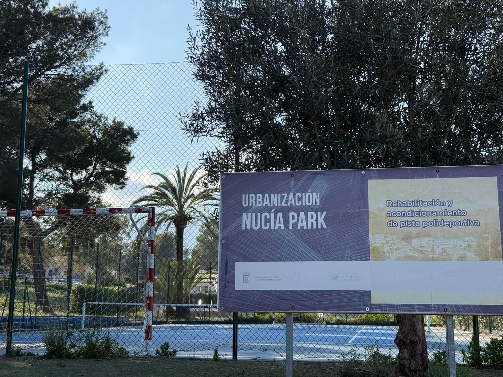 Chalet de 4 habitaciones en La Nucia en venta con piscina garaje - 410.000 € (Ref: 9812928)