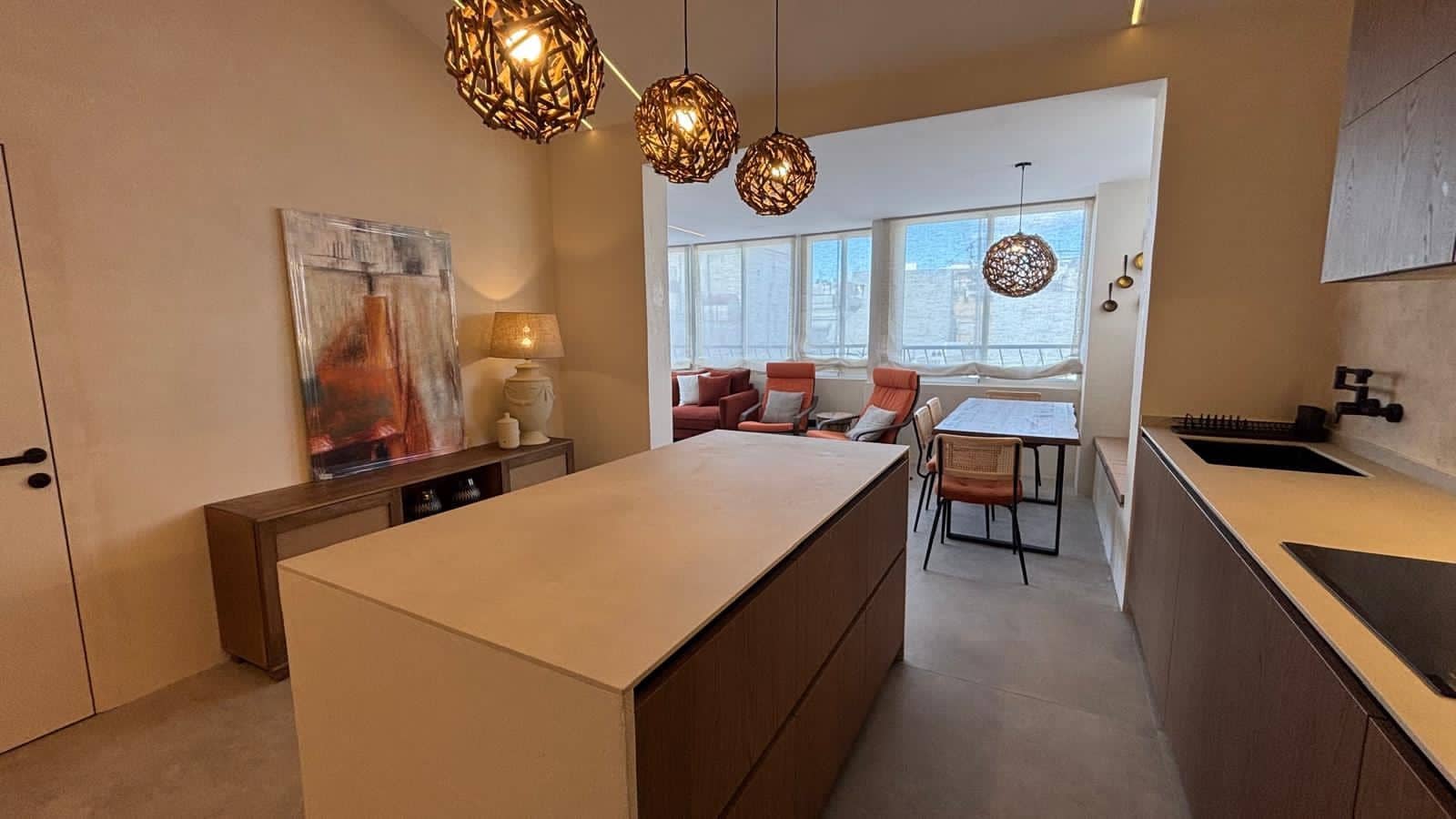Ático de 2 habitaciones en Alicante / Alacant ciudad en venta - 590.000 € (Ref: 9890298)