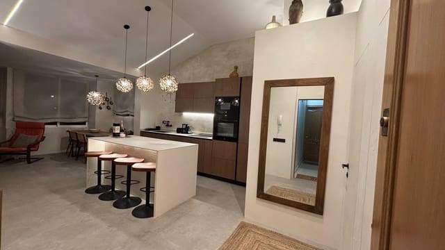 Ático de 2 habitaciones en Alicante / Alacant ciudad en venta - 590.000 € (Ref: 9890298)