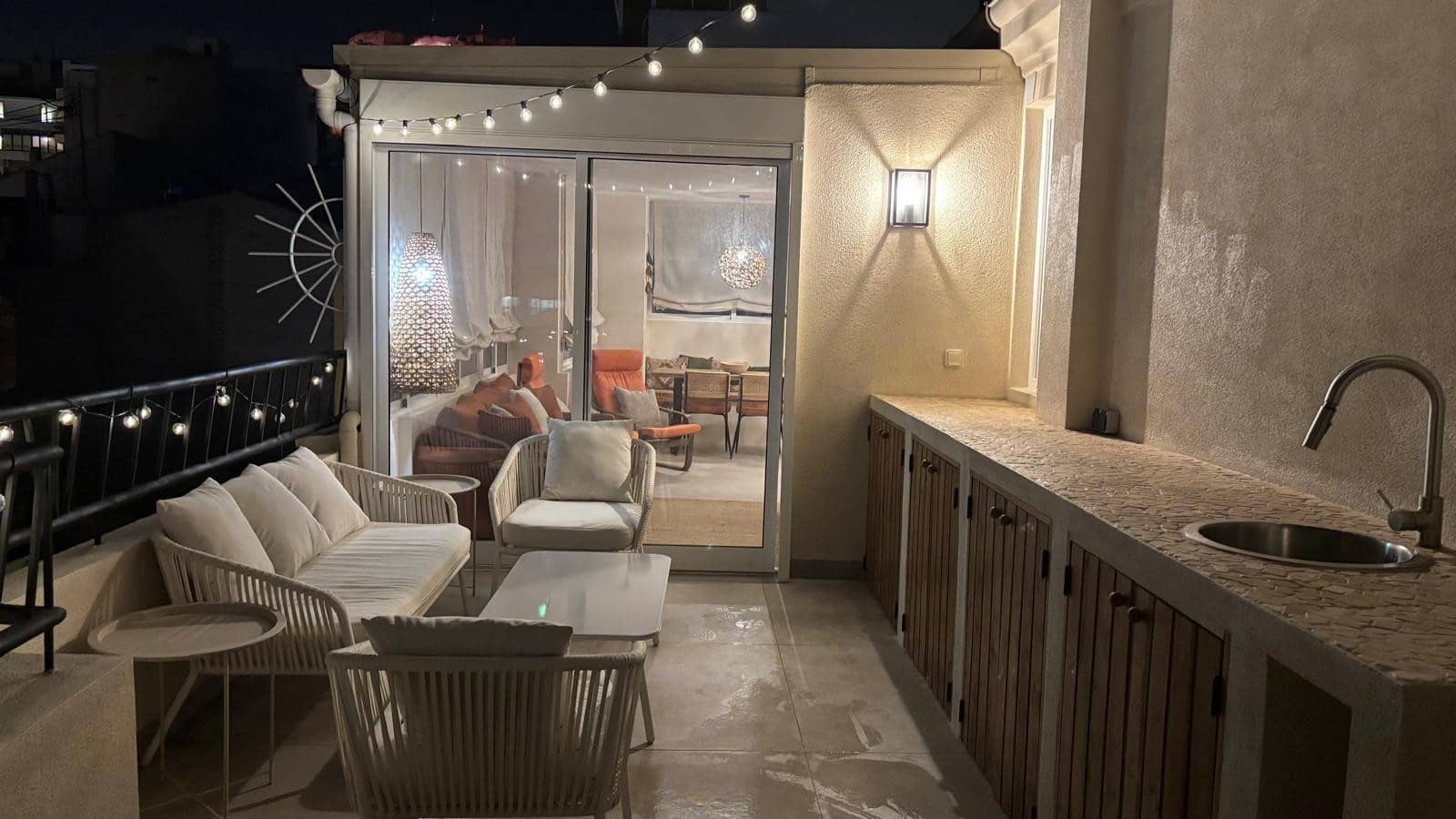 Ático de 2 habitaciones en Alicante / Alacant ciudad en venta - 590.000 € (Ref: 9890298)