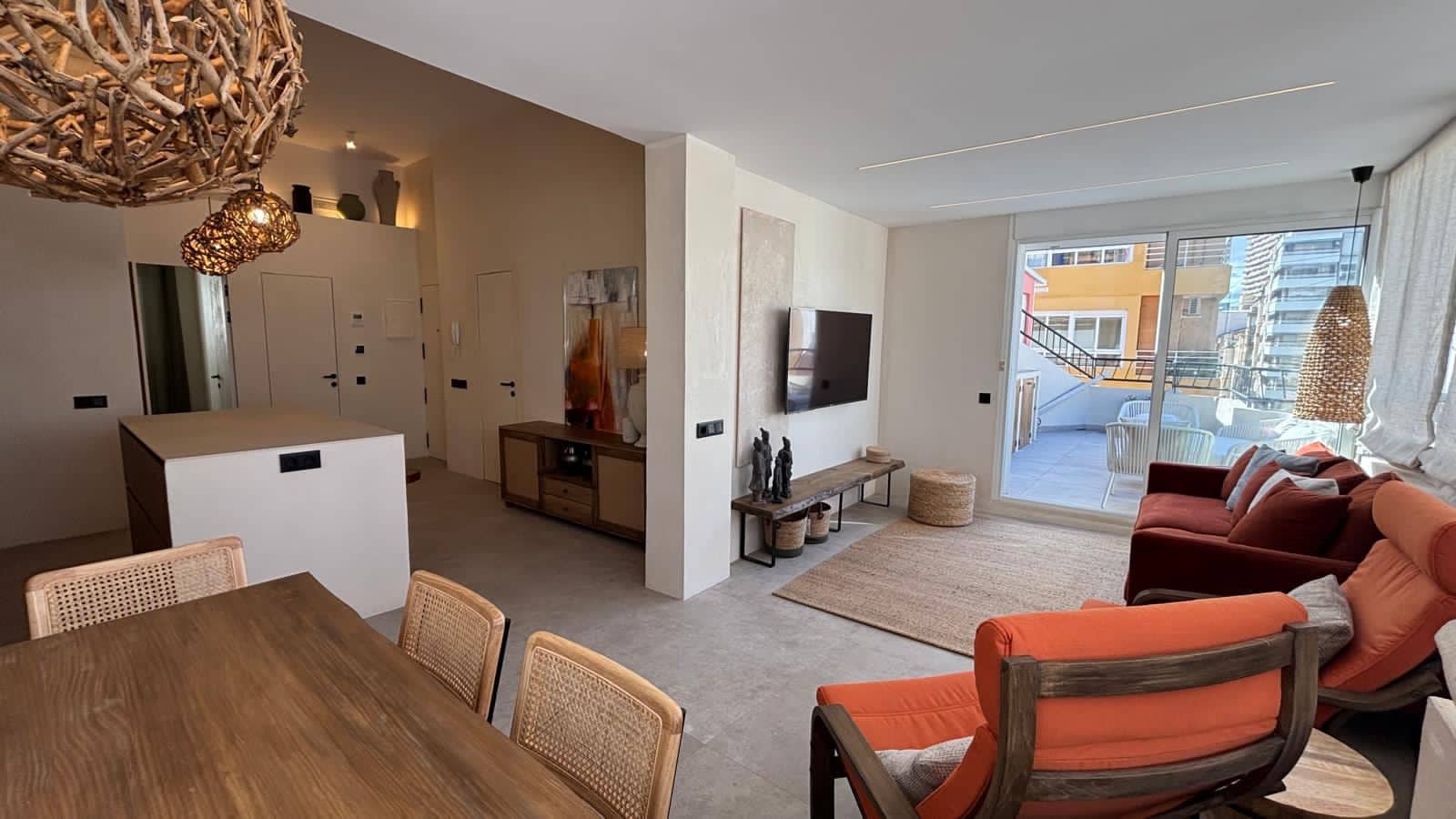 Ático de 2 habitaciones en Alicante / Alacant ciudad en venta - 590.000 € (Ref: 9890298)