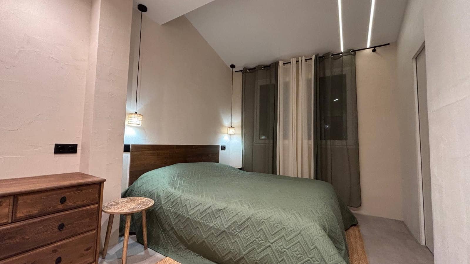 Ático de 2 habitaciones en Alicante / Alacant ciudad en venta - 590.000 € (Ref: 9890298)
