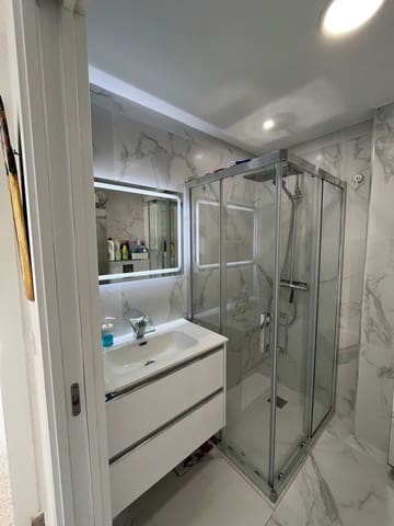 2 sovrum Lägenhet till salu i Playa Poniente, Benidorm med garage - 465 000 € (Ref: 9986808)