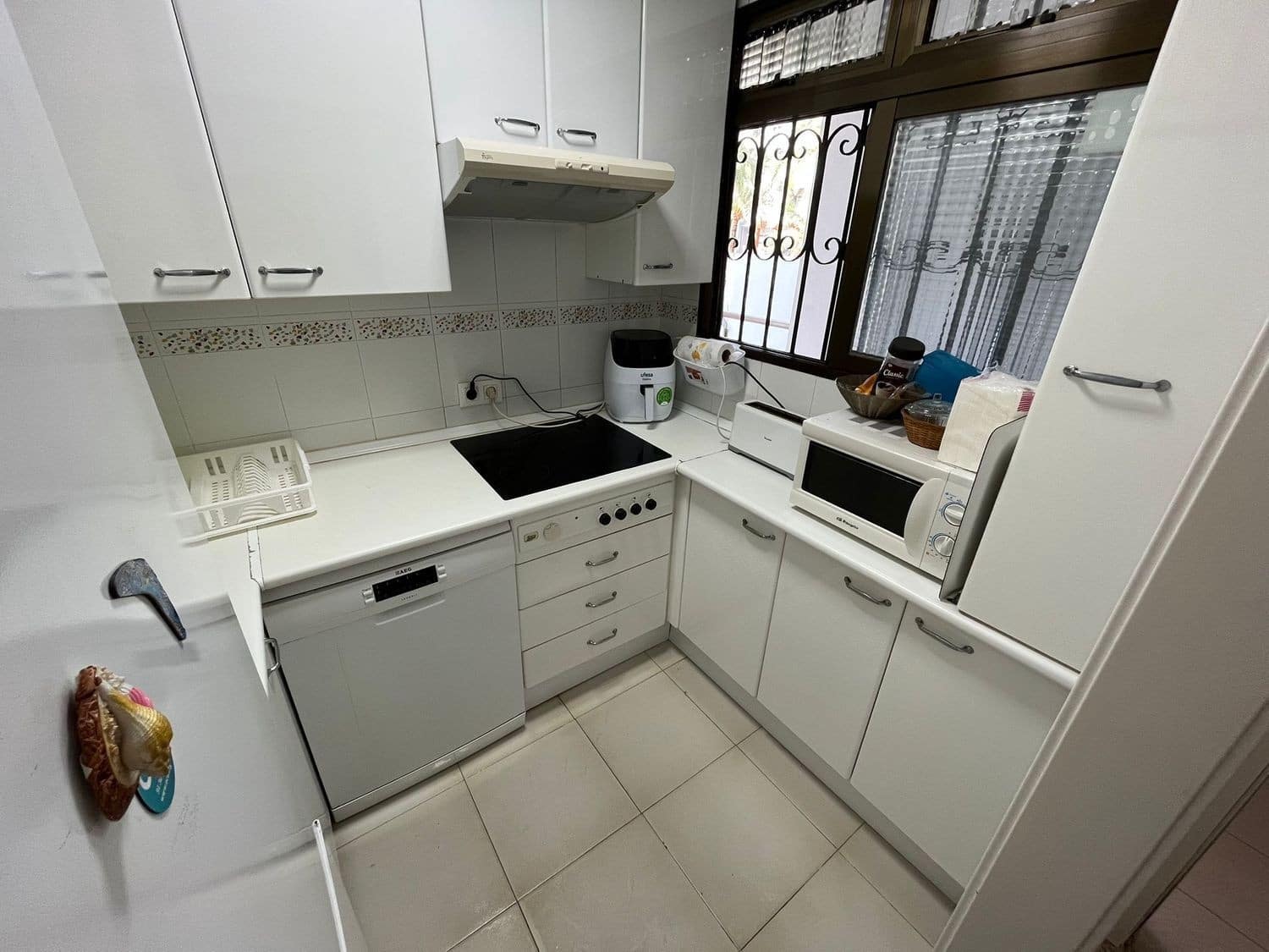2 slaapkamer Appartement te koop in Benidorm met garage - € 465.000 (Ref: 9986808)