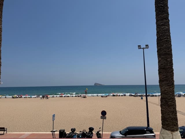 2 sovrum Lägenhet till salu i Playa Poniente, Benidorm med garage - 465 000 € (Ref: 9986808)