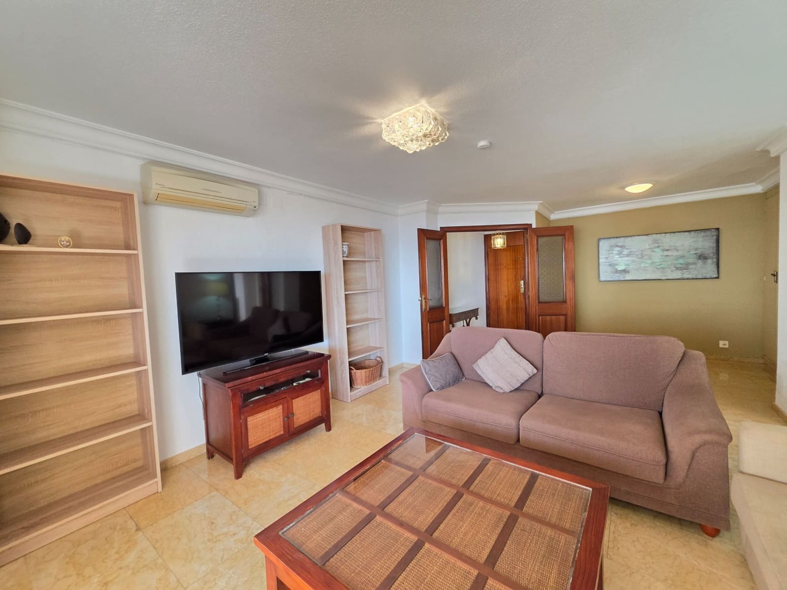 Piso de 2 habitaciones en Alicante / Alacant ciudad en alquiler con piscina garaje - 1.600 € (Ref: 10057442)