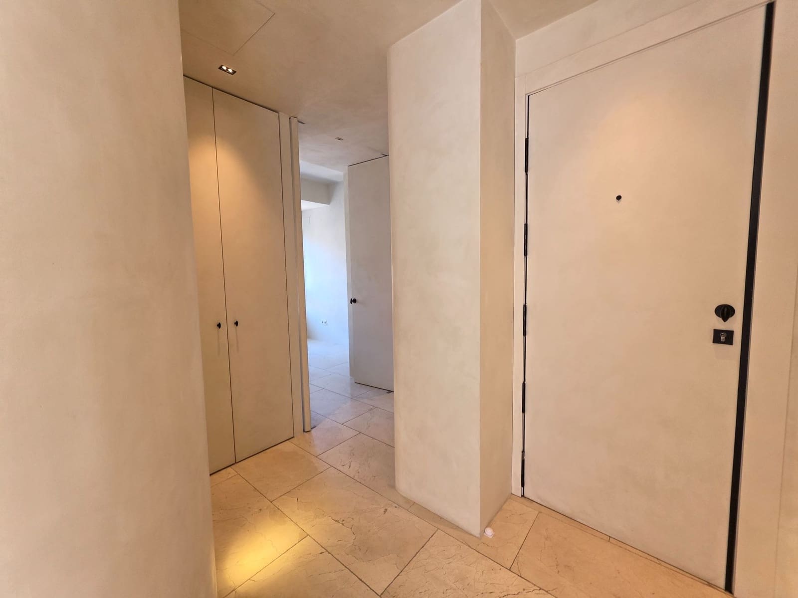 3 soveværelse Lejlighed til leje i Alicante by - € 1.650 (Ref: 10057443)